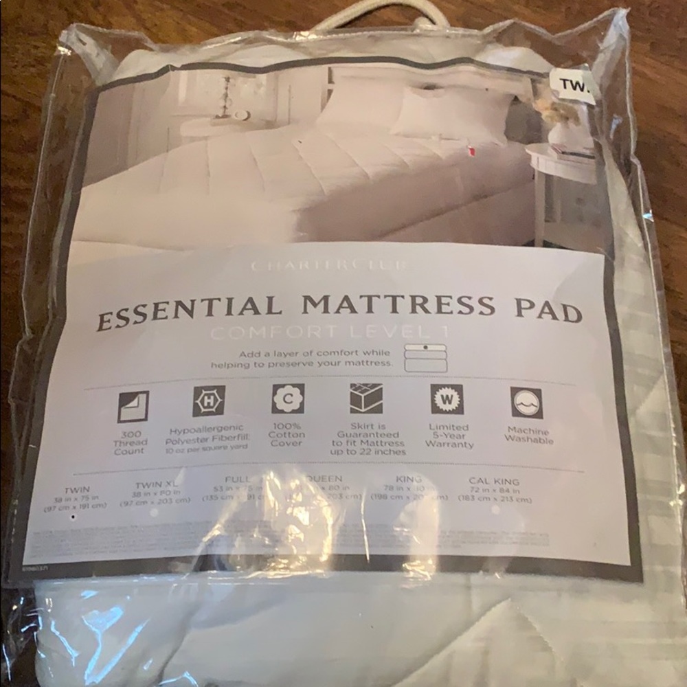 Twin size mattress pad
